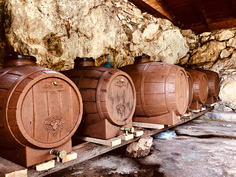 Βαρέλια κρασιού στη Βόρεια Ελλάδα